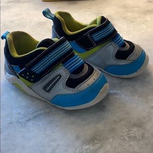 Tsukihoshi Size 5 1/2 Toddler. Light wear.